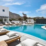 Amara Santorini