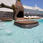 Amara Santorini Hotell Kamári