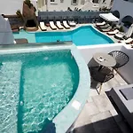 Amara Santorini Kamári