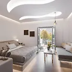 Amara Santorini Hotell 5*