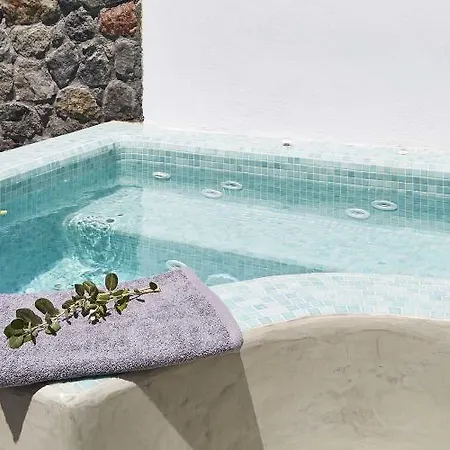Amara Santorini Kamari (Santorini)