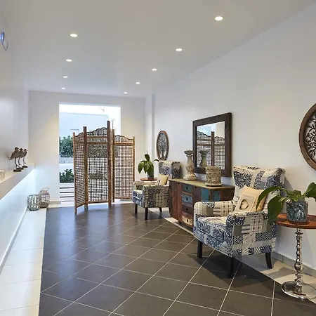 Amara Santorini Hotel 5*