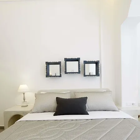 Amara Santorini