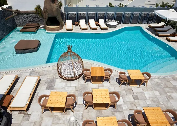 מלון Amara Santorini Kamári