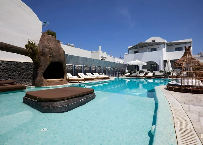 Amara Santorini מלון