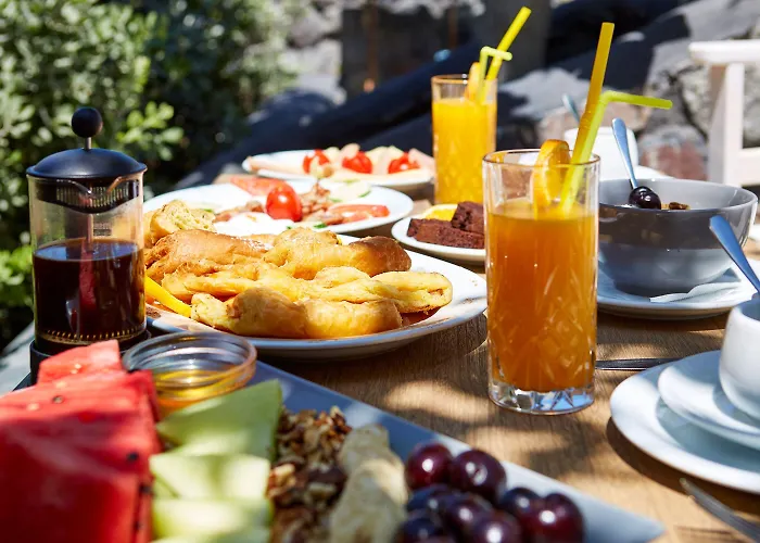 Hotel Amara Santorini Kamári