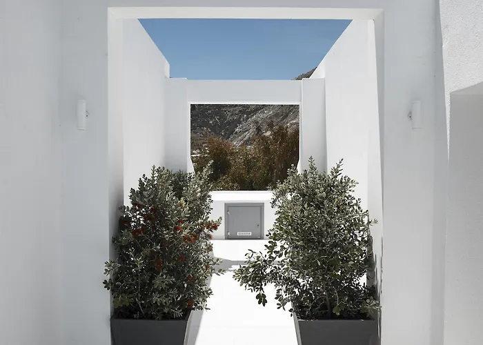 Amara Santorini Hotel