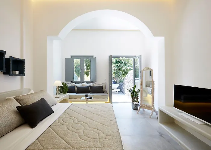 Amara Santorini Hotel 5*