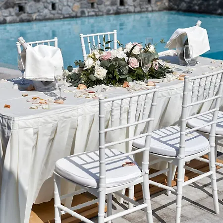 Hotel Amara Santorini 5*