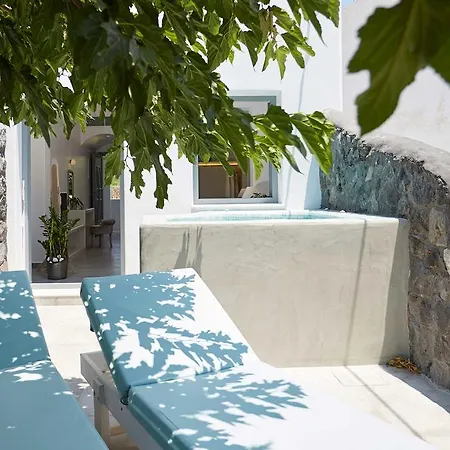 Amara Santorini Hotel