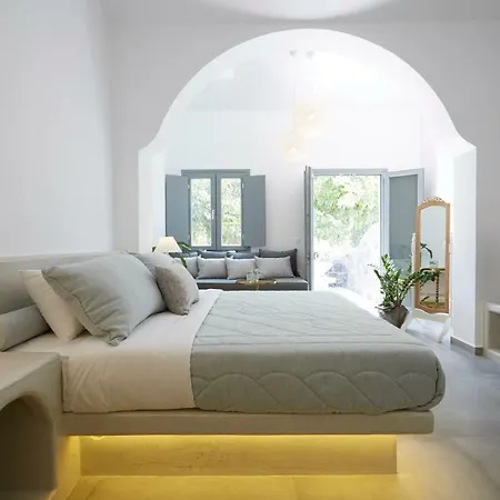 Amara Santorini Hotell 5*